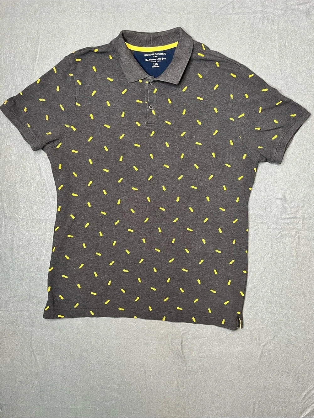 Banana Republic Men’s Charcoal Polo with Yellow Micro Pattern